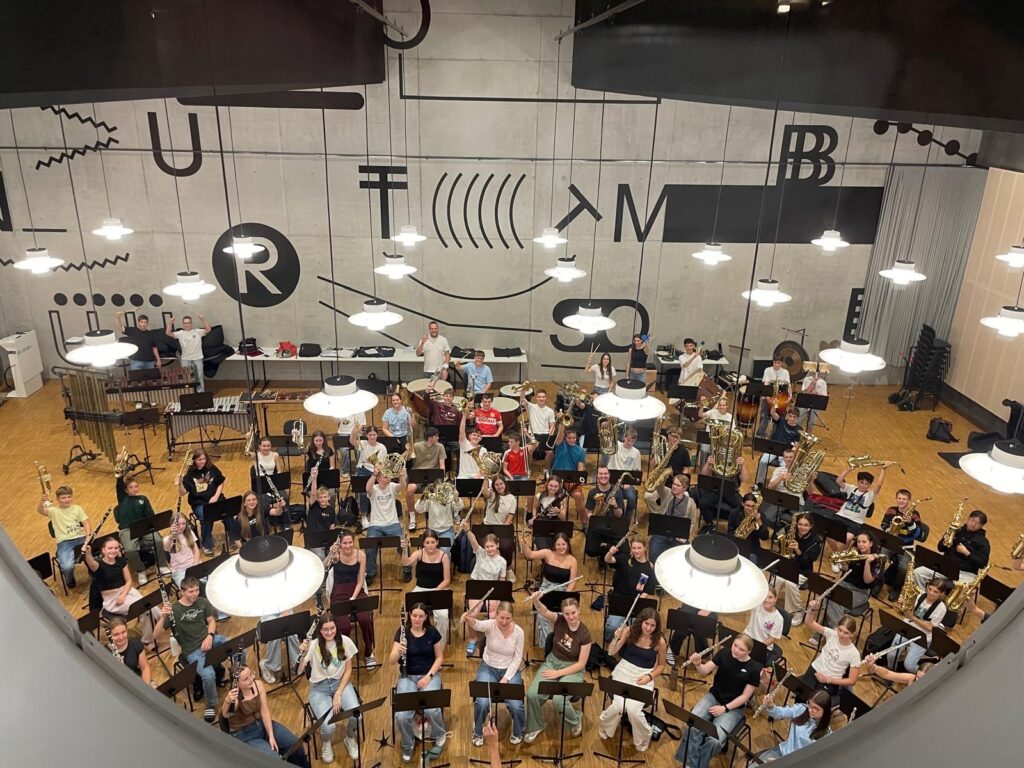 Lehrgänge beim BMKV